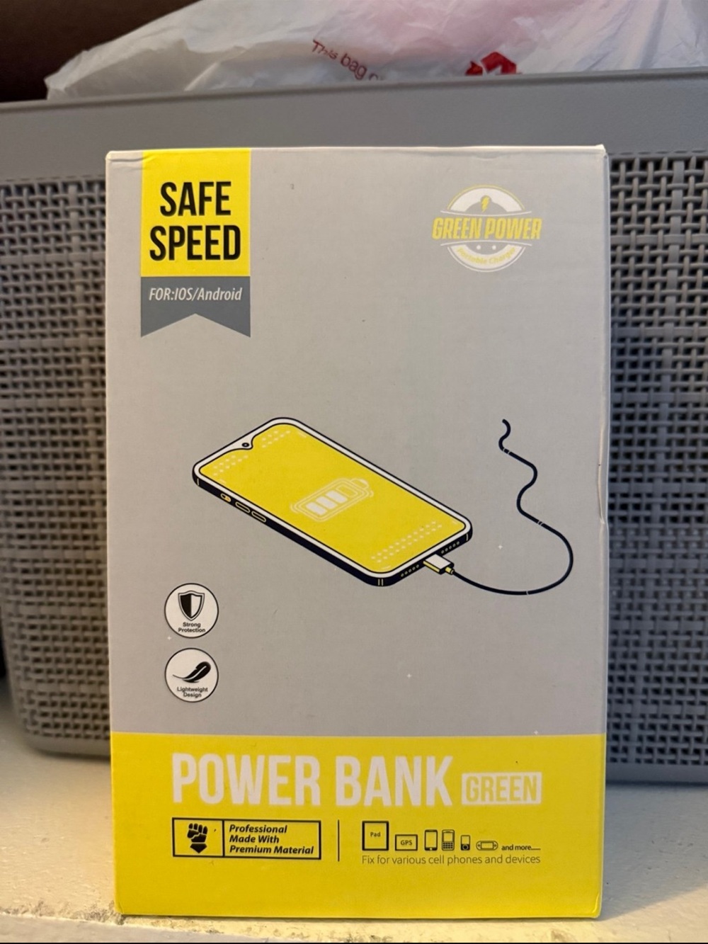 Yellow Power Bank - Universal Charger for iOS/Android